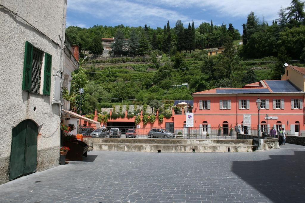Casa Vacanze Gli Ulivi Borgomaro Zimmer foto